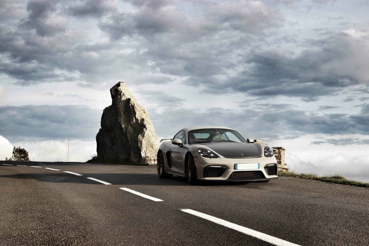 Porsche_718_Cayman_GT4