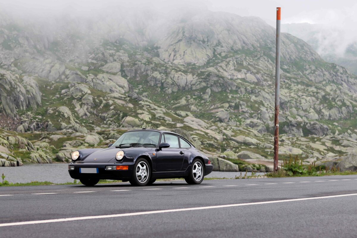 Porsche_911_964_Carrera 2_Midnight Blue Metallic_3