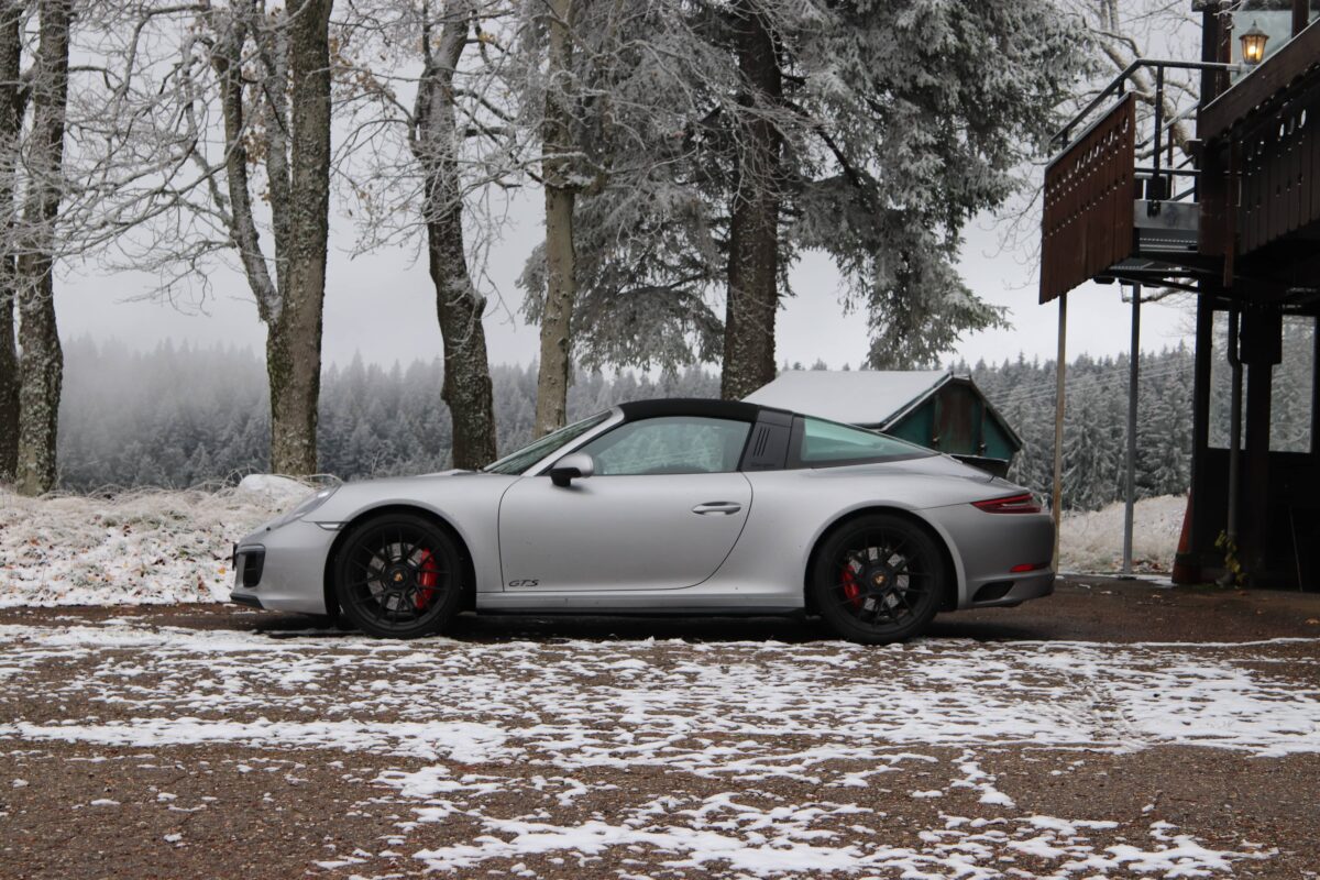 Porsche_911_991_Targa 4 GTS_Silver GT