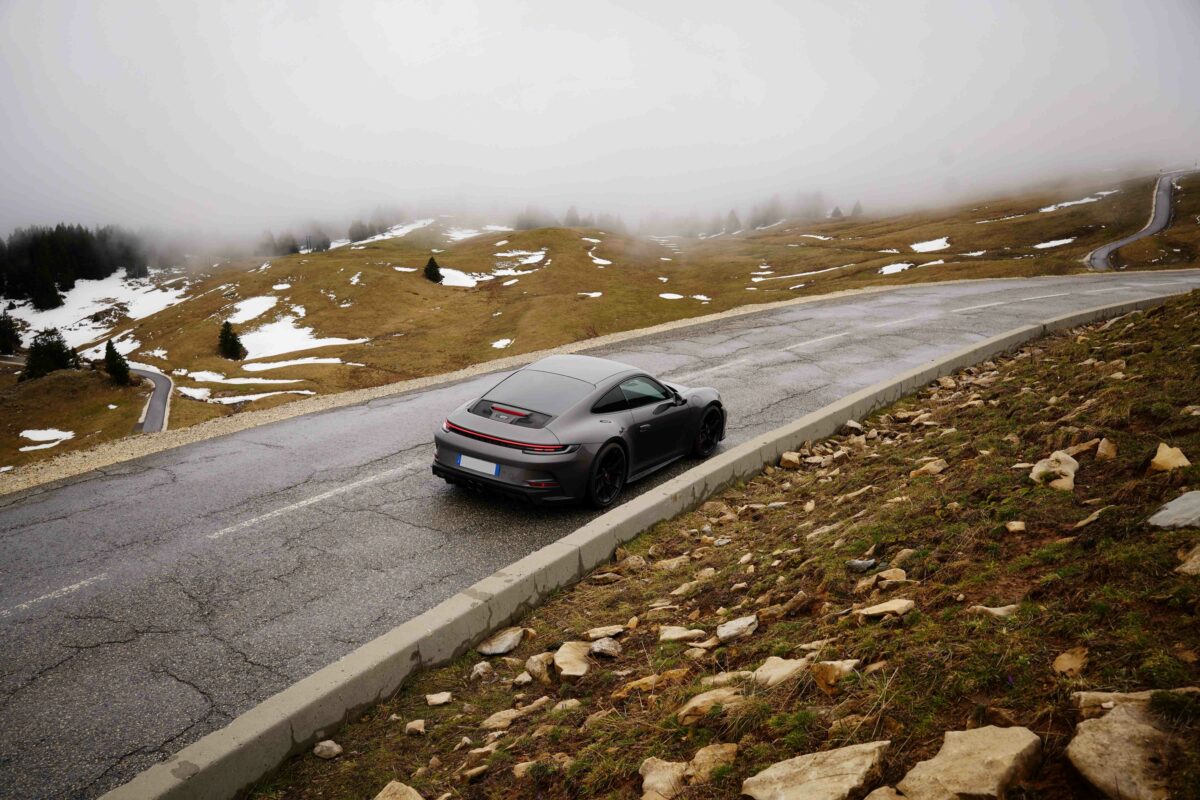 Porsche_911_992_GT3 Touring_4