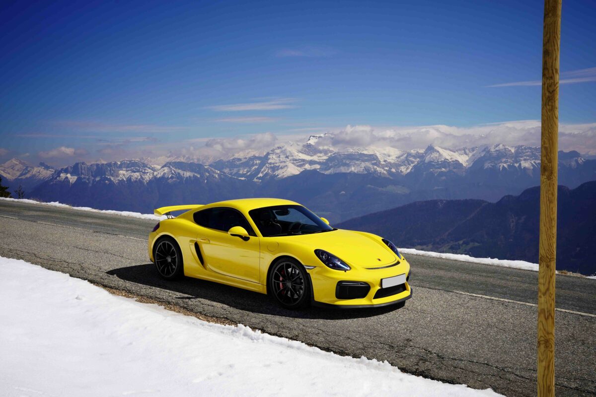 Porsche_Cayman_981_GT4_12